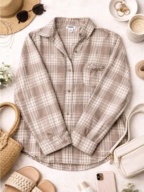 PINK Victoria’s Secret Plaid Button Down Shirt Medium Neutral